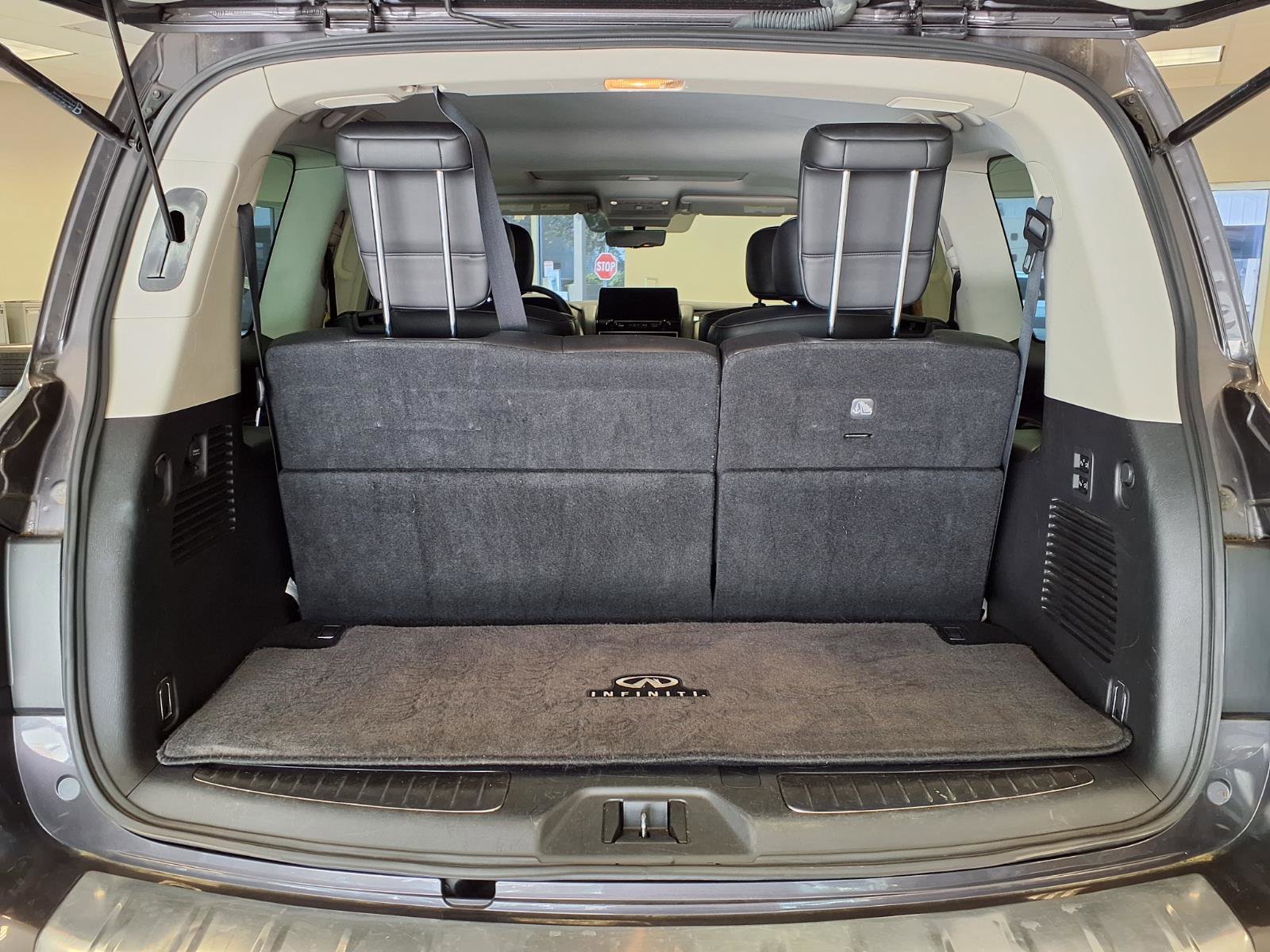 Used 2023 INFINITI QX80 Luxe w/ Cargo Package AWD/4WD image 19