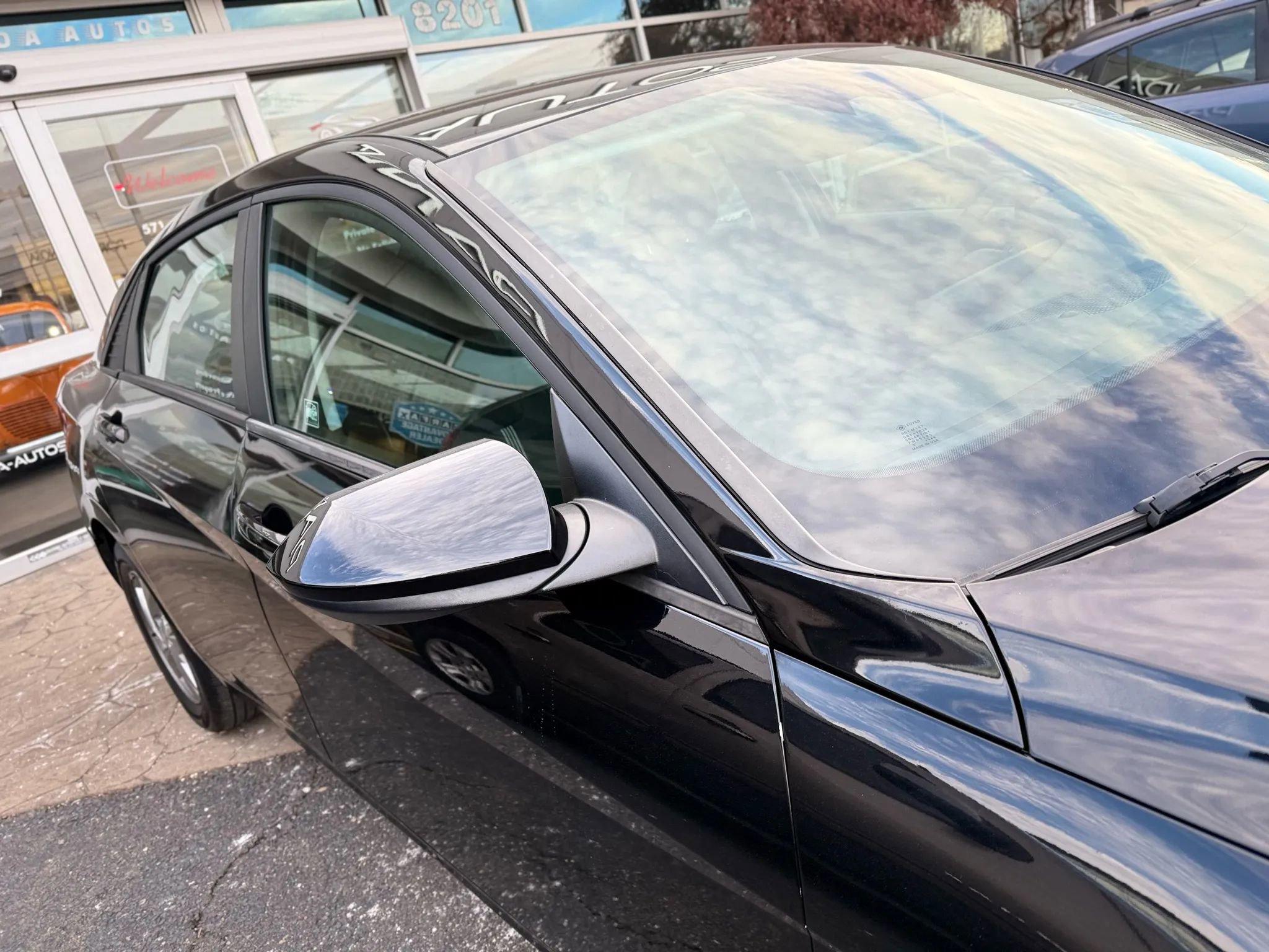 Used 2021 Hyundai Elantra SE w/ Cargo Package image 39