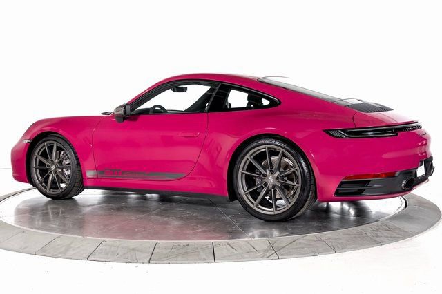 Used 2024 Porsche 911 Carrera T image 3
