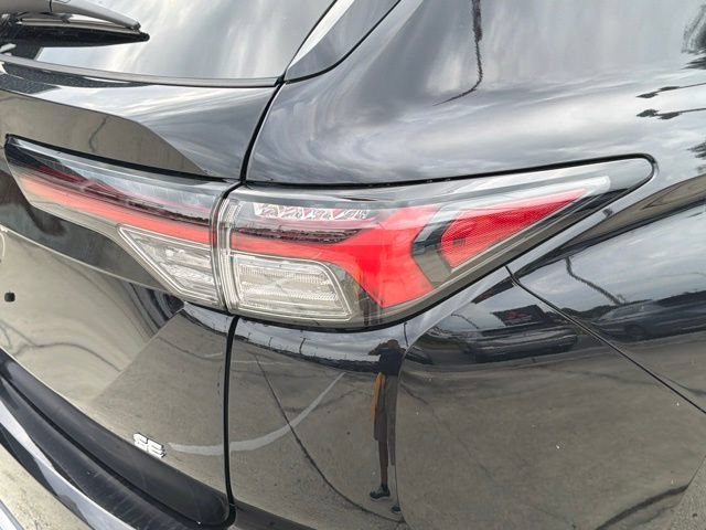 New 2026 Mitsubishi Outlander SE FWD image 11
