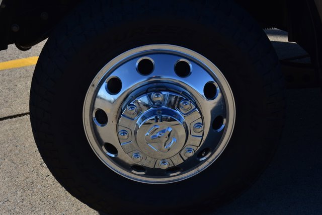 Used 2022 RAM 3500 Laramie image 11