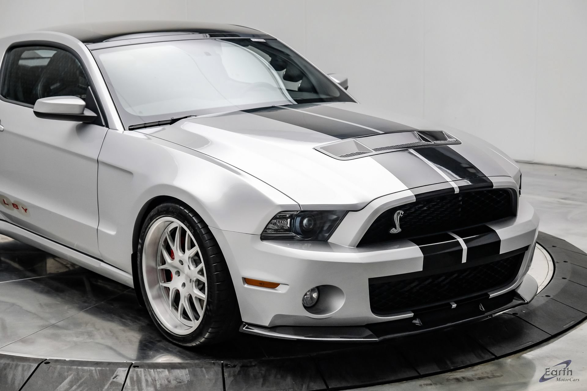 Used 2012 Ford Mustang Shelby GT500 w/ SVT Performance Pkg RWD image 32