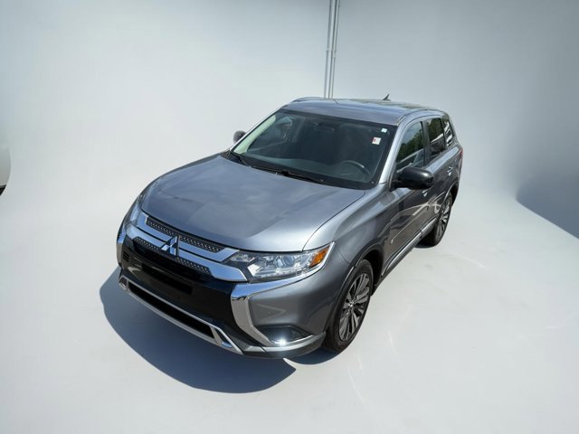 Used 2019 Mitsubishi Outlander ES FWD image 2