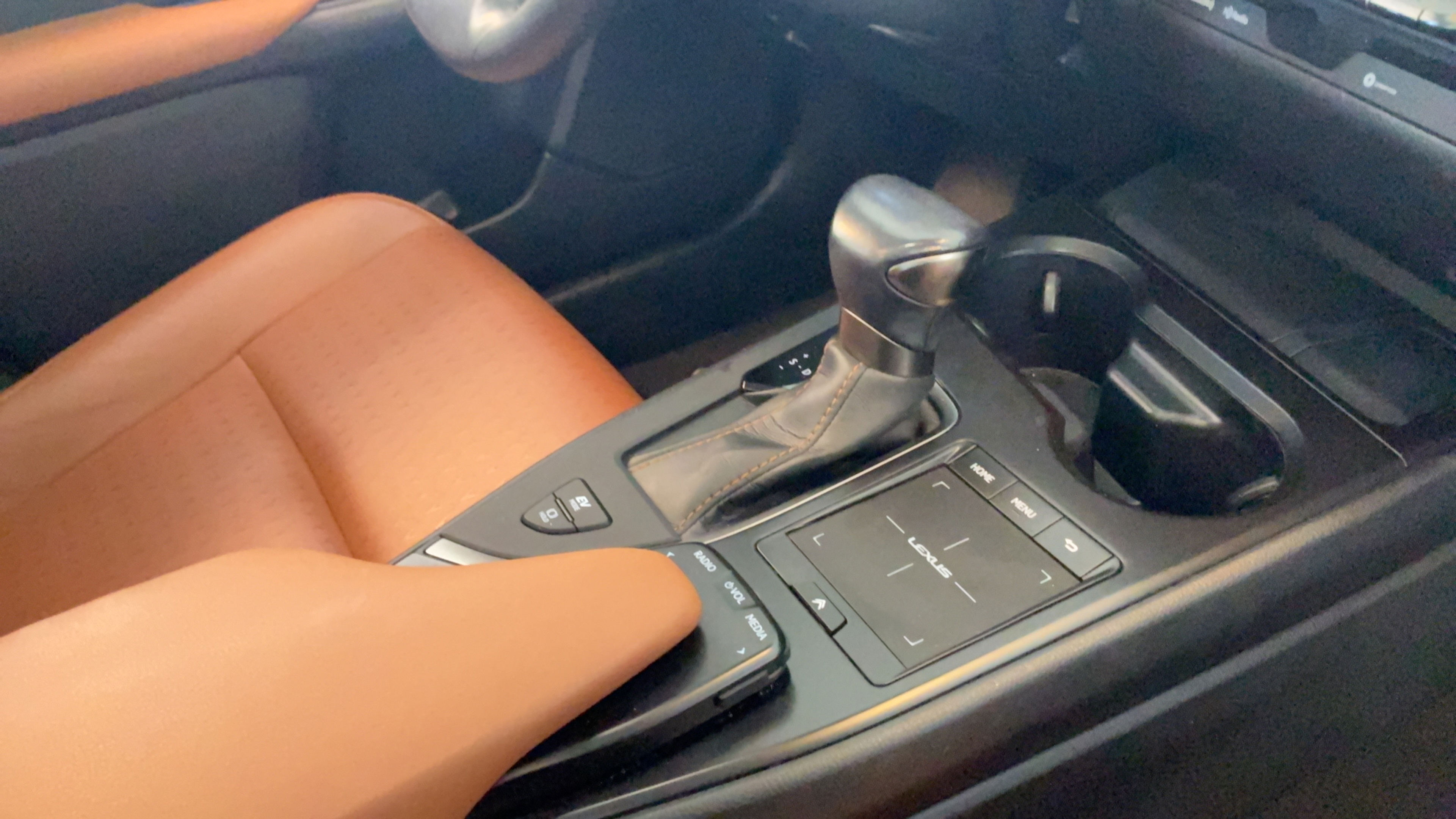 Used 2022 Lexus UX 250h w/ Accessory Package (Z2) AWD/4WD image 50