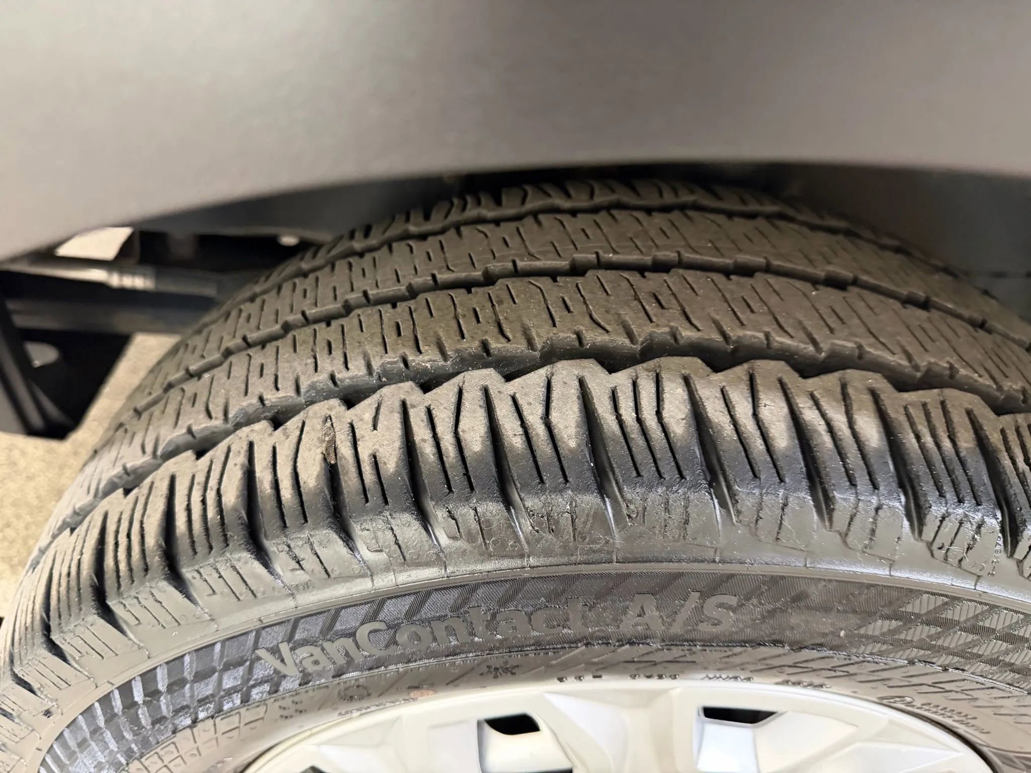 Used 2019 Ford Transit 150 148 Medium Roof image 68