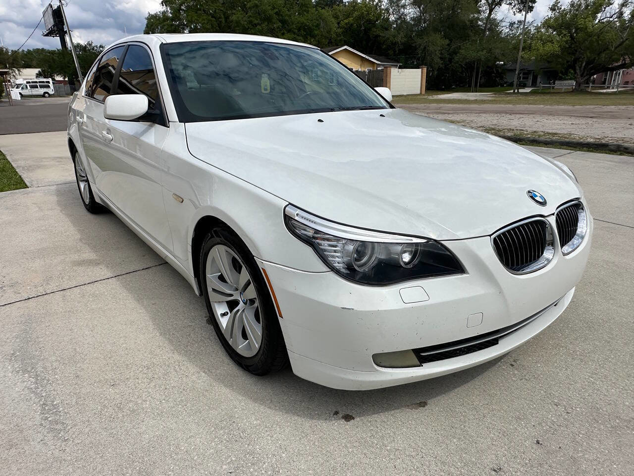 Used 2009 BMW 528i Sedan RWD image 2