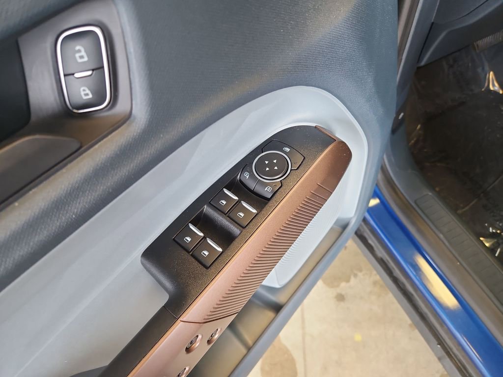 Certified 2024 Ford Maverick Lariat w/ FX4 Off-Road Package image 18