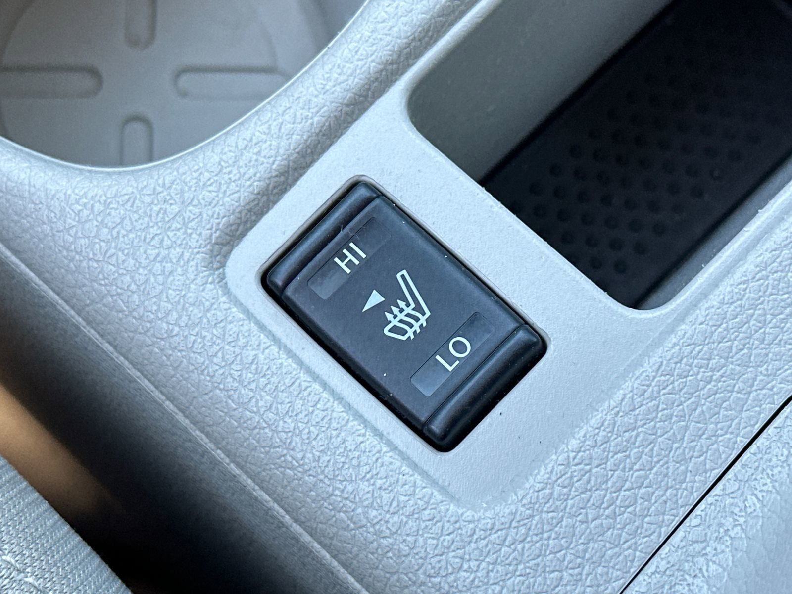 Used 2022 Nissan Rogue Sport SV w/ Technology Package image 28