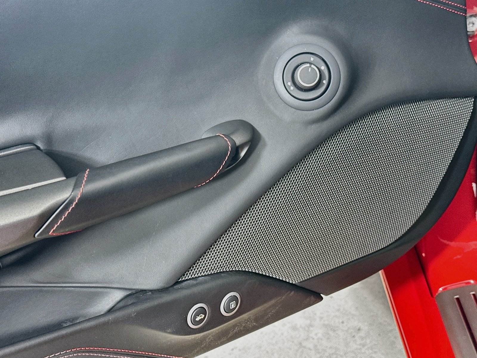 Used 2018 Ferrari 488 Spider RWD image 17