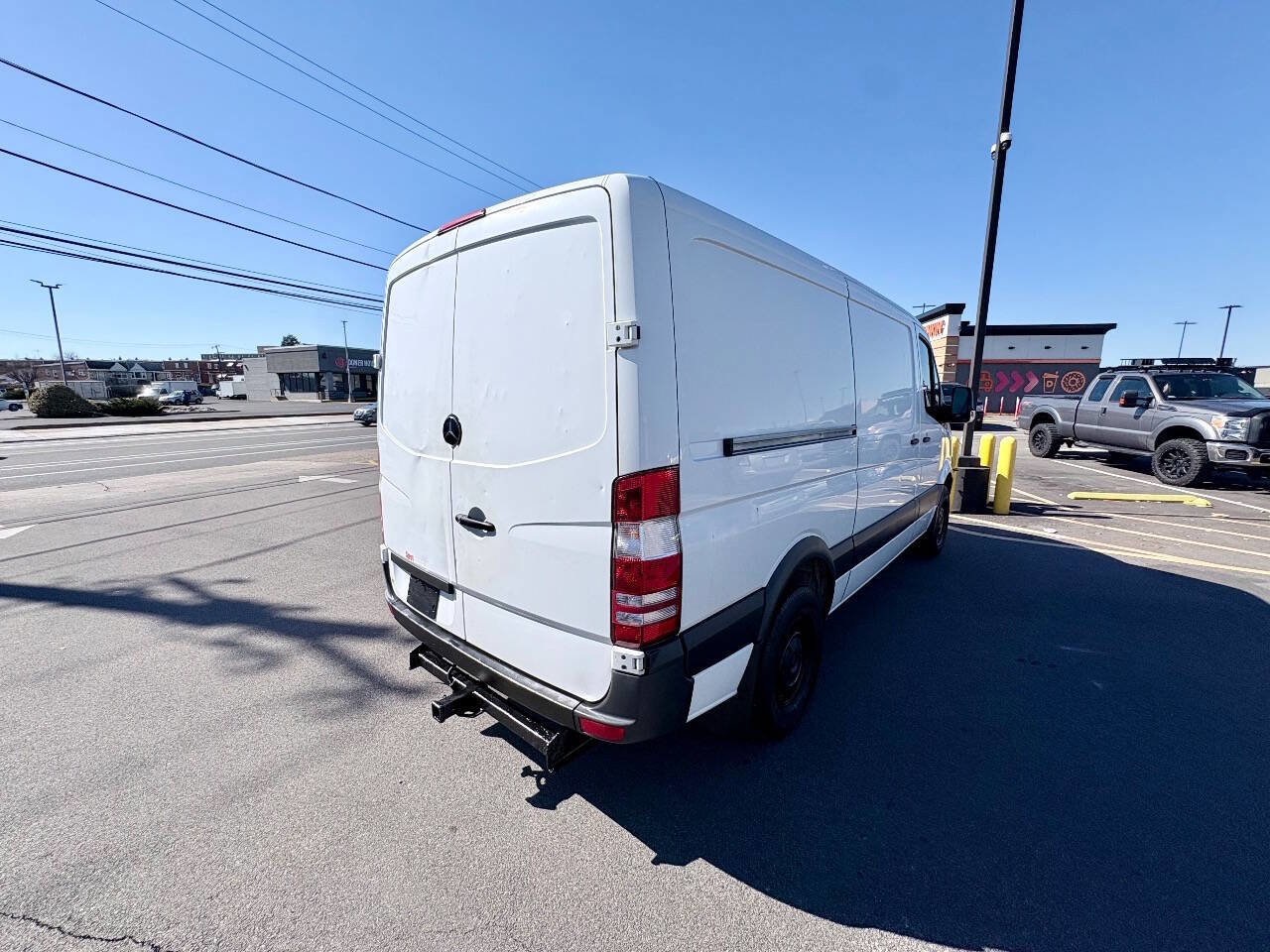 Used 2017 Mercedes-Benz Sprinter 2500 image 38