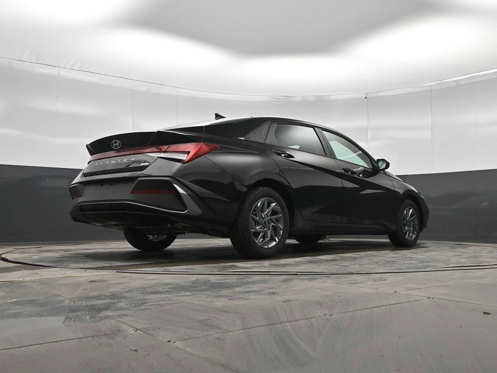 New 2026 Hyundai Elantra Blue image 37