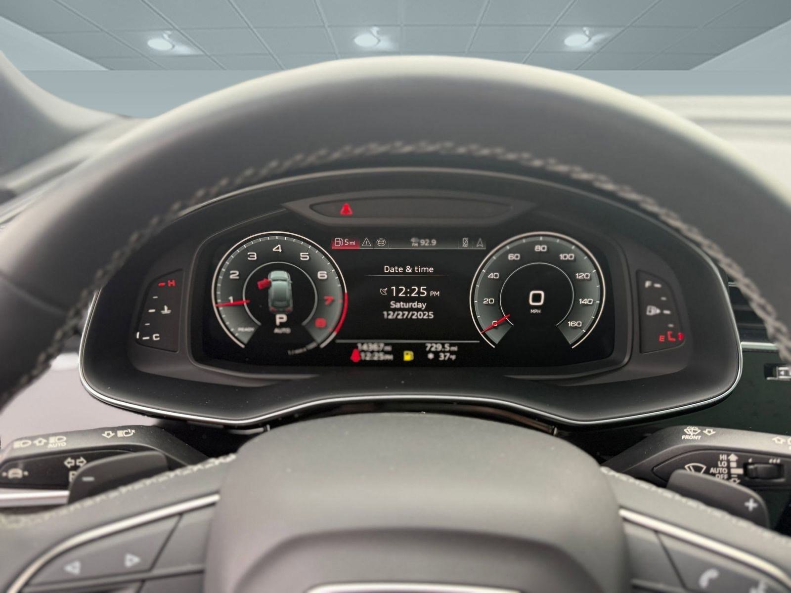 Used 2025 Audi Q7 2.0T Premium image 18