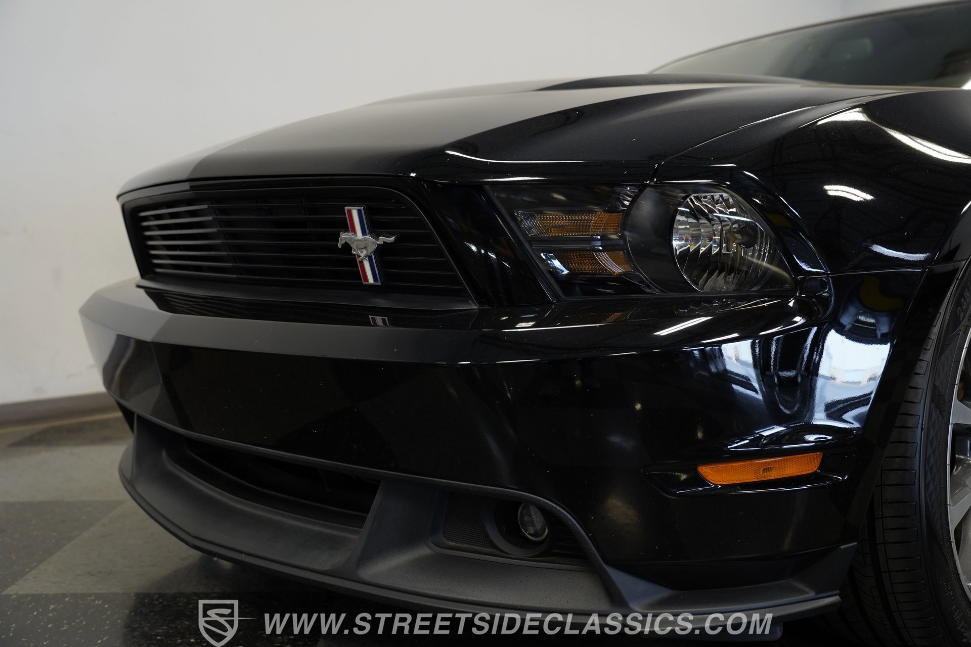 Used 2012 Ford Mustang GT Premium image 22