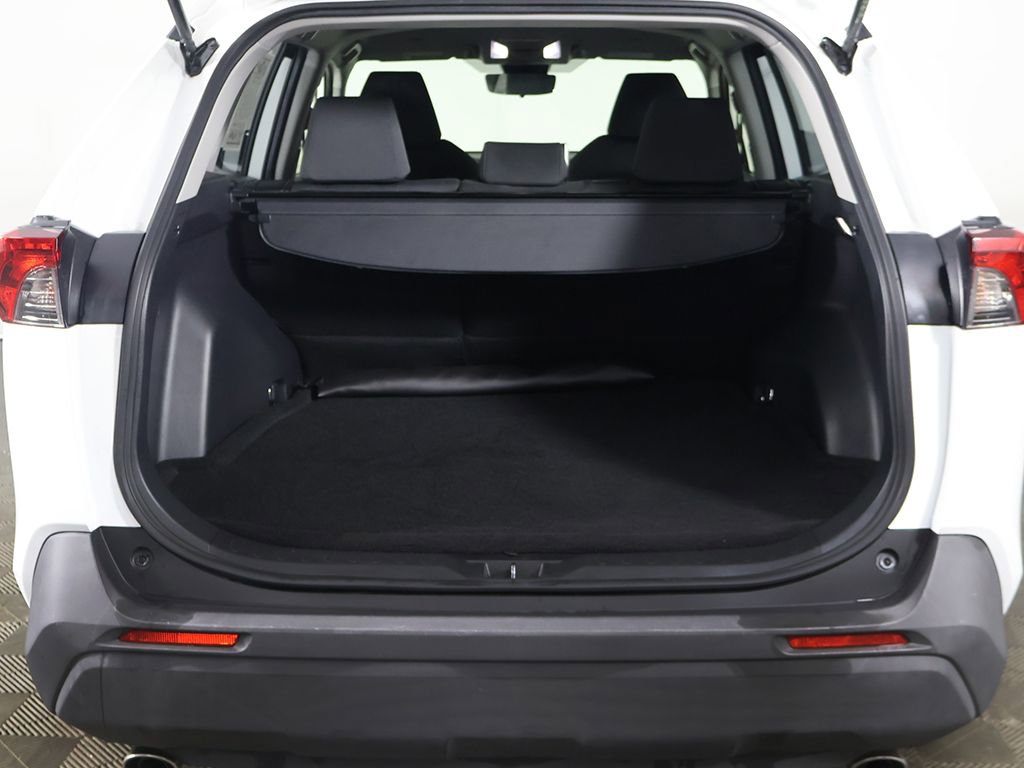 Used 2024 Toyota RAV4 XLE image 18