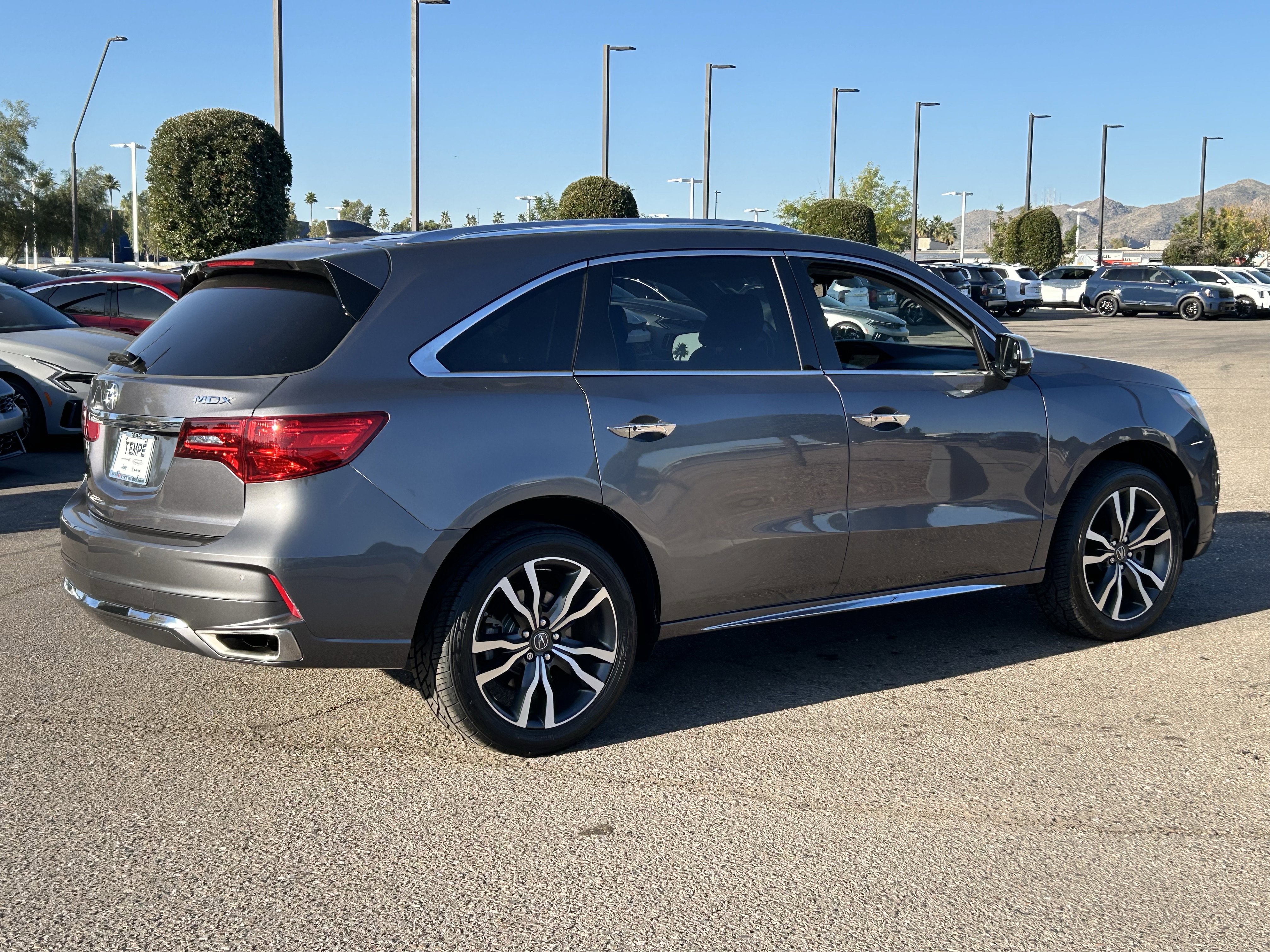 Used 2020 Acura MDX FWD w/ Advance Package image 5