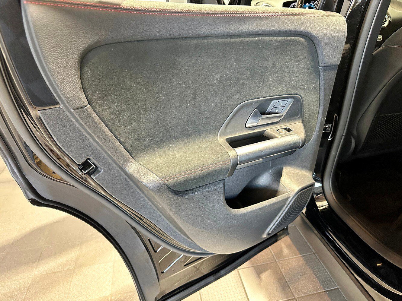 Certified 2023 Mercedes-Benz GLA 250 4MATIC image 29