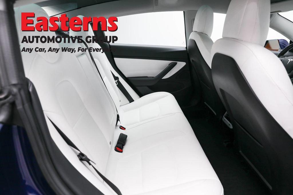 Used 2018 Tesla Model 3 Long Range image 21
