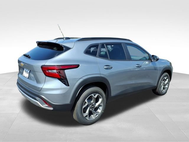 New 2026 Chevrolet Trax LT FWD image 3