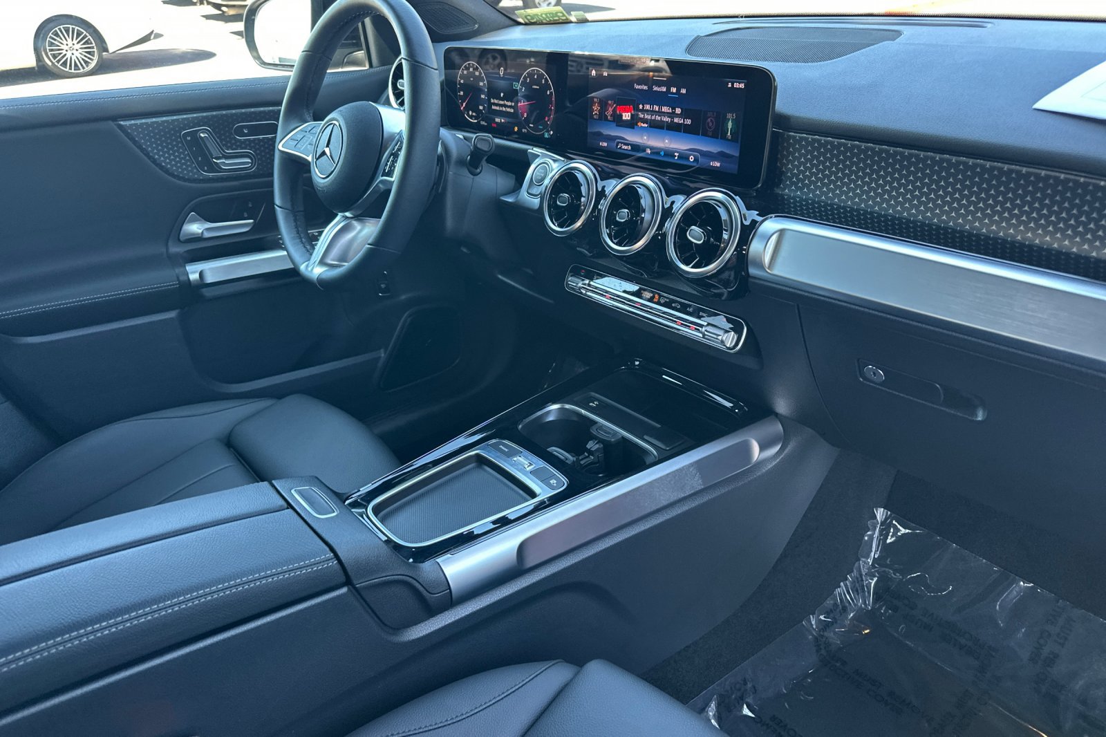 New 2026 Mercedes-Benz GLB 250 image 16