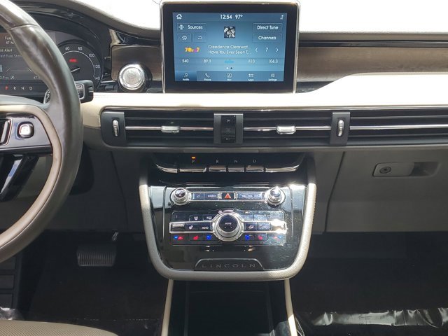 Used 2020 Lincoln Corsair Reserve w/ Equipment Group 201A image 19