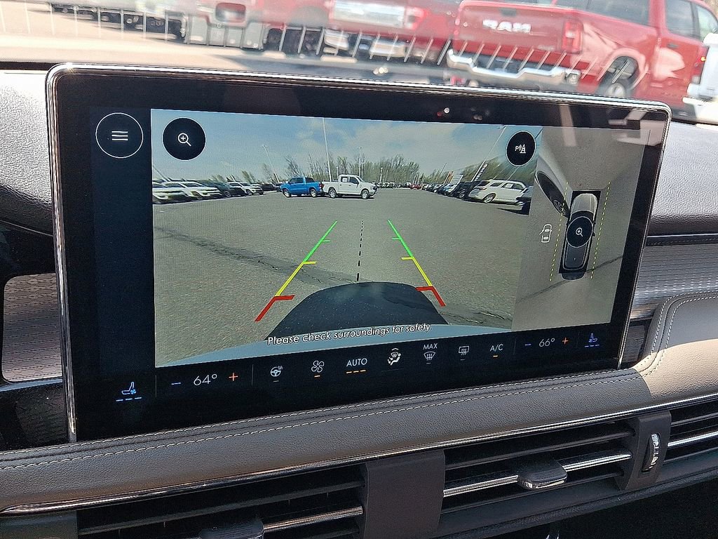 Used 2023 Lincoln Corsair AWD w/ Equipment Group 101A image 18