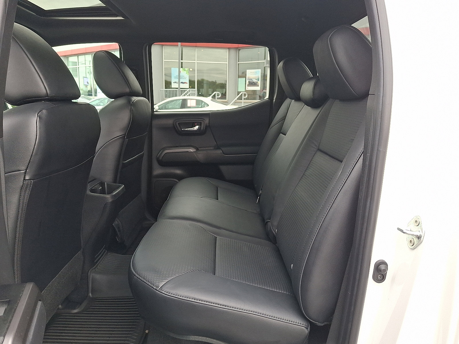 Used 2023 Toyota Tacoma TRD Off-Road w/ TRD Premium Off Road Package AWD/4WD image 11
