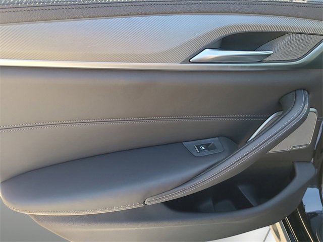 Used 2022 BMW M5 w/ Executive Package image 32