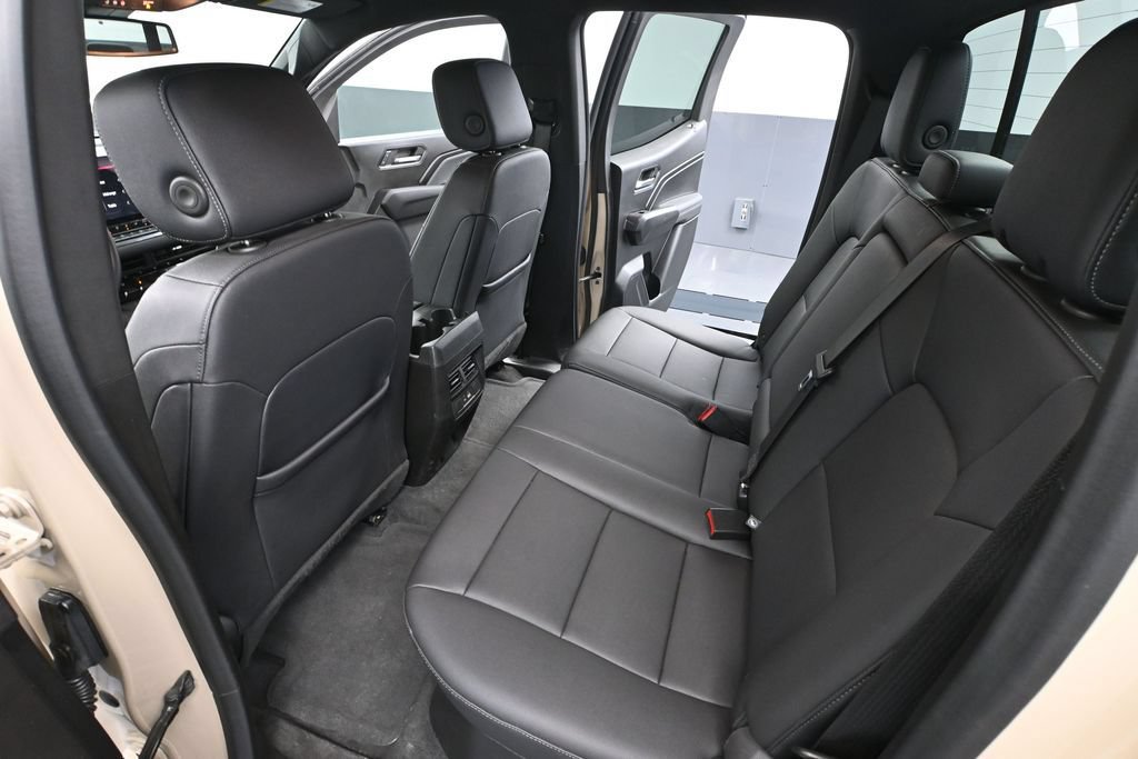 Used 2023 GMC Canyon Elevation w/ Elevation Premium Package AWD/4WD image 29