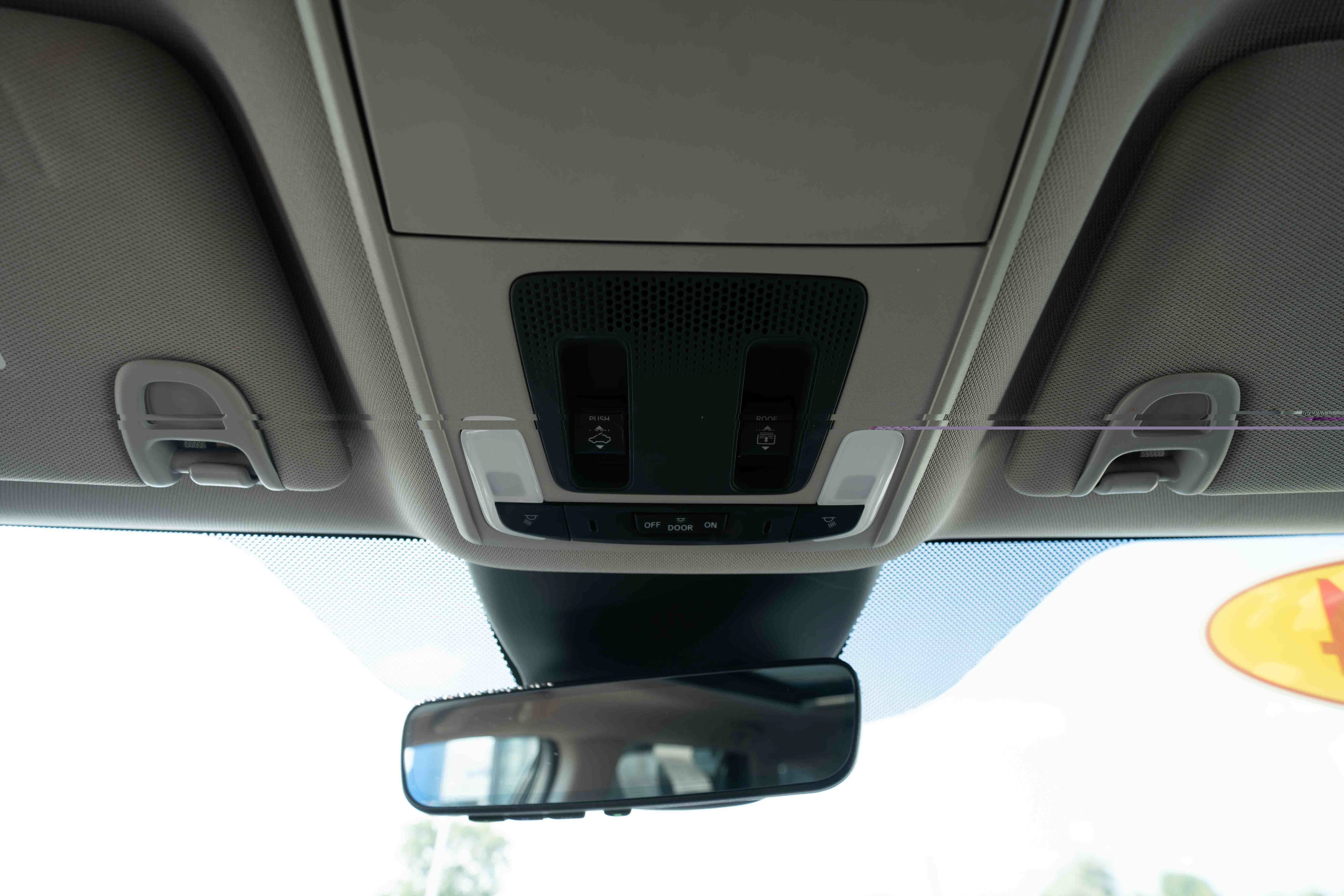 Used 2024 Honda Pilot Touring image 18