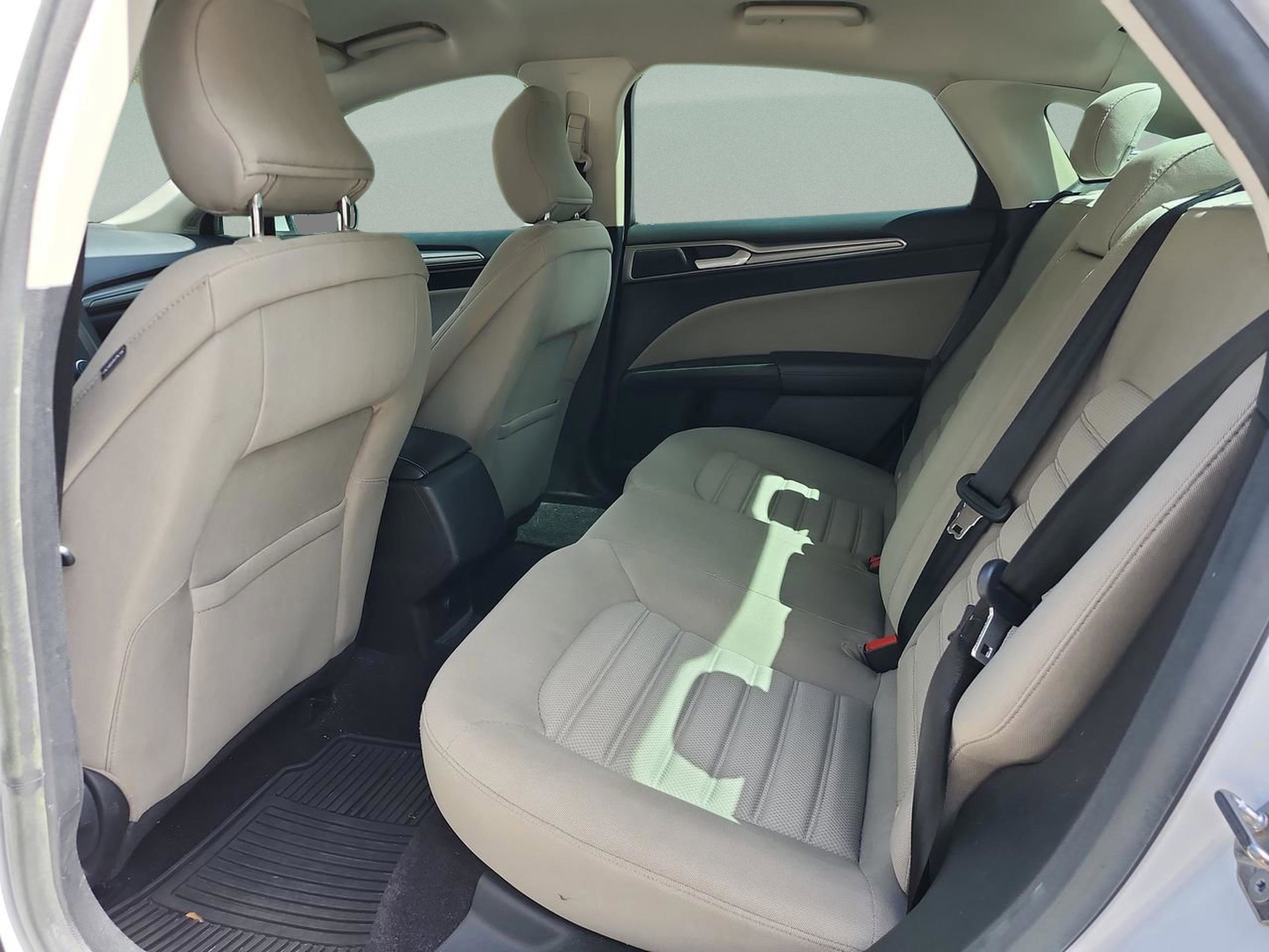 Used 2017 Ford Fusion S image 16