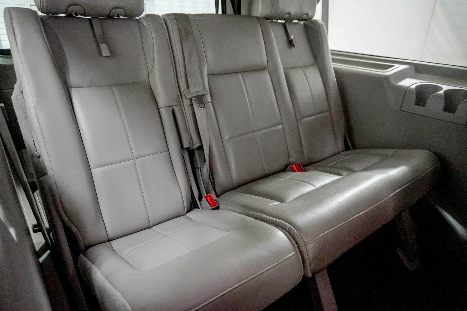 Used 2011 Lincoln Navigator L 4WD image 37