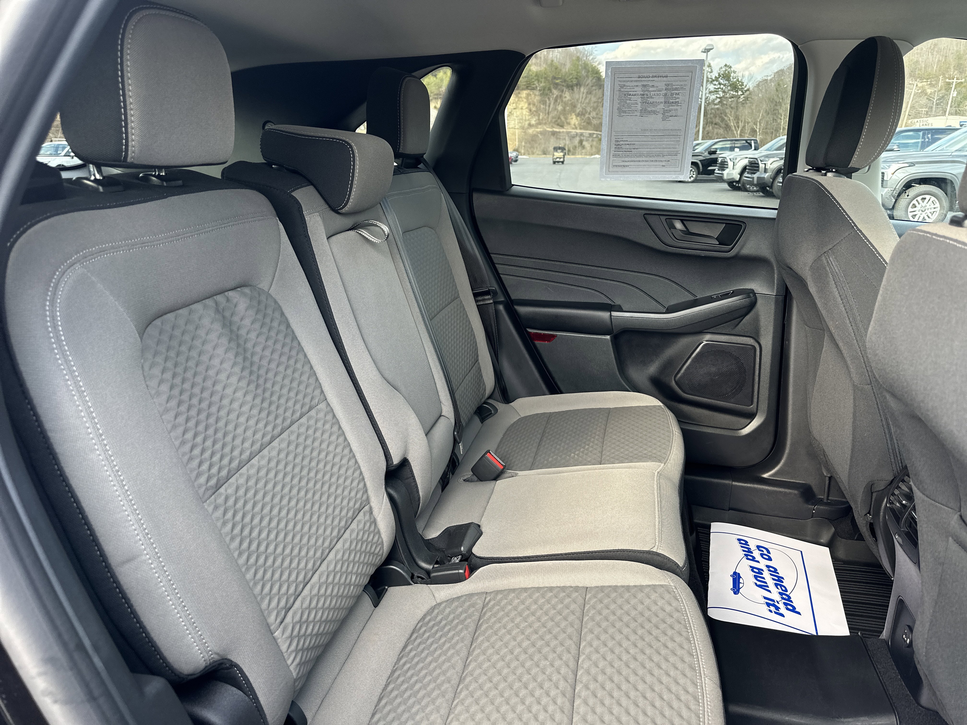 Used 2022 Ford Escape SE w/ Convenience Package image 24