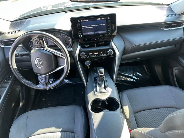 Certified 2021 Toyota Venza LE w/ Carpet Mat Package (TMS) image 19