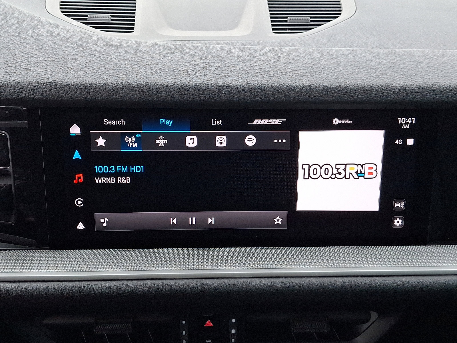 Used 2024 Porsche Cayenne image 18