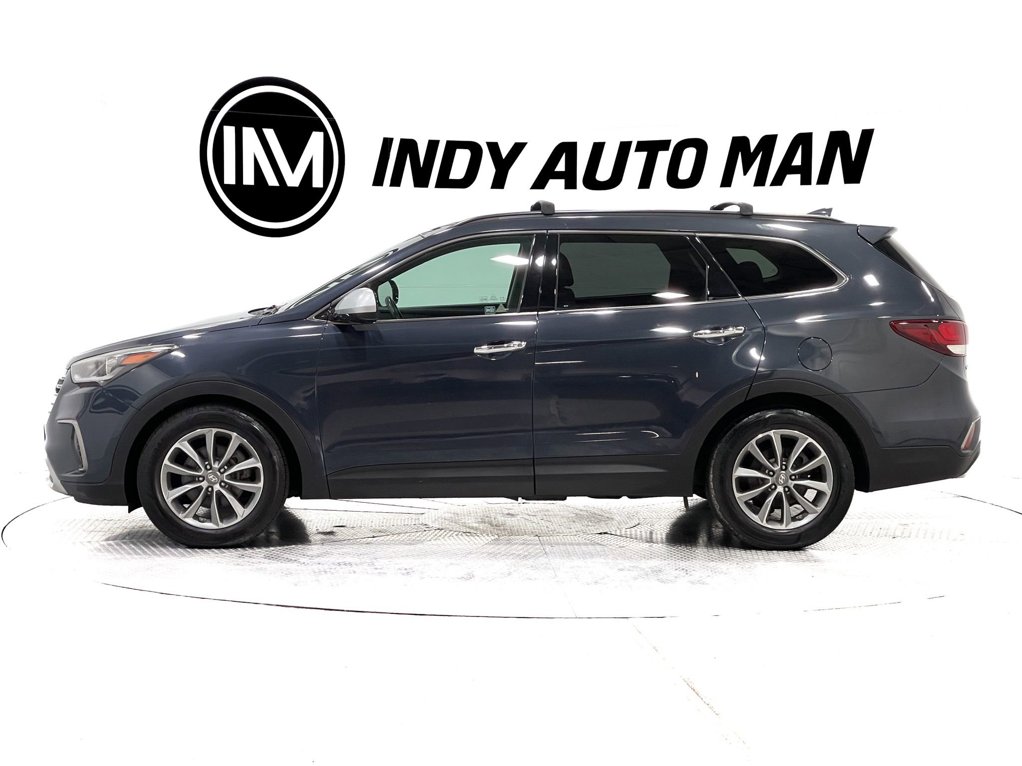 Used 2017 Hyundai Santa Fe SE w/ Cargo Package AWD/4WD image 7
