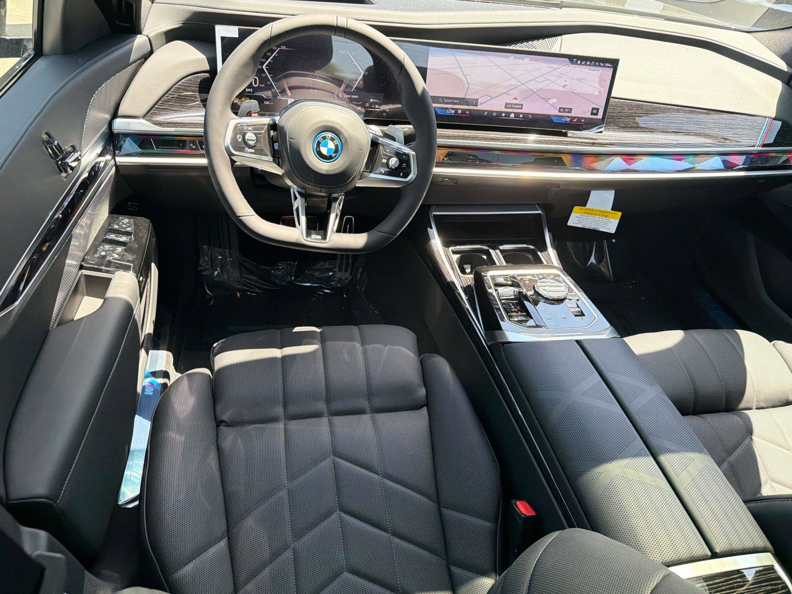 New 2026 BMW 750e xDrive AWD/4WD image 11