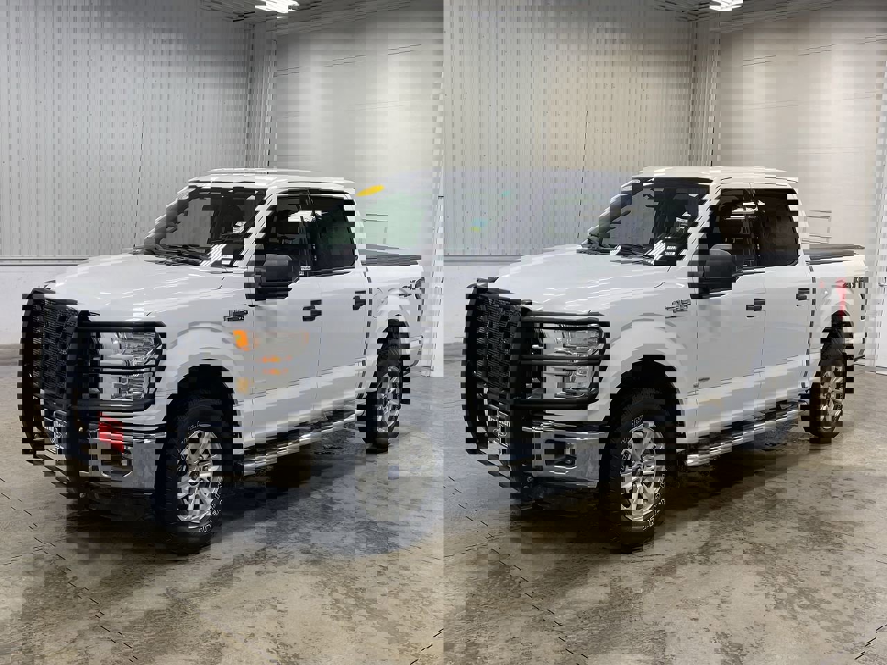 Used 2015 Ford F150 XLT image 3