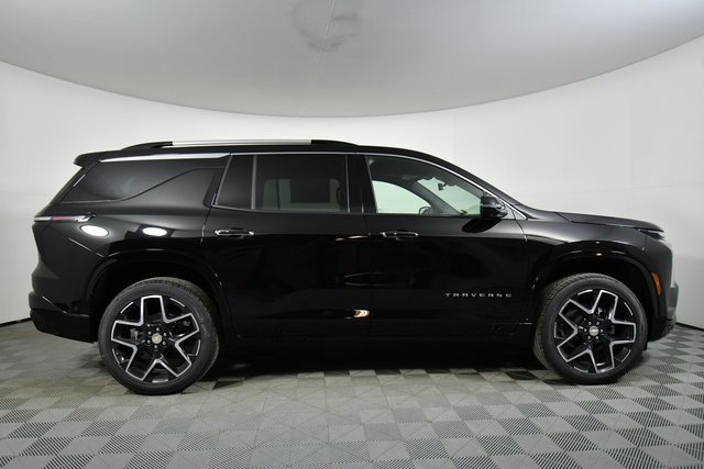 New 2026 Chevrolet Traverse High Country w/ LPO, Floor Liner Package image 15