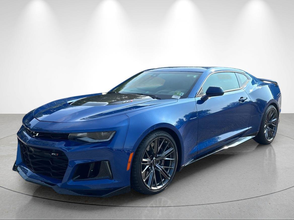 Used 2023 Chevrolet Camaro ZL1 RWD image 1