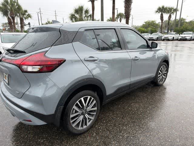 Used 2024 Nissan Kicks SV FWD image 9