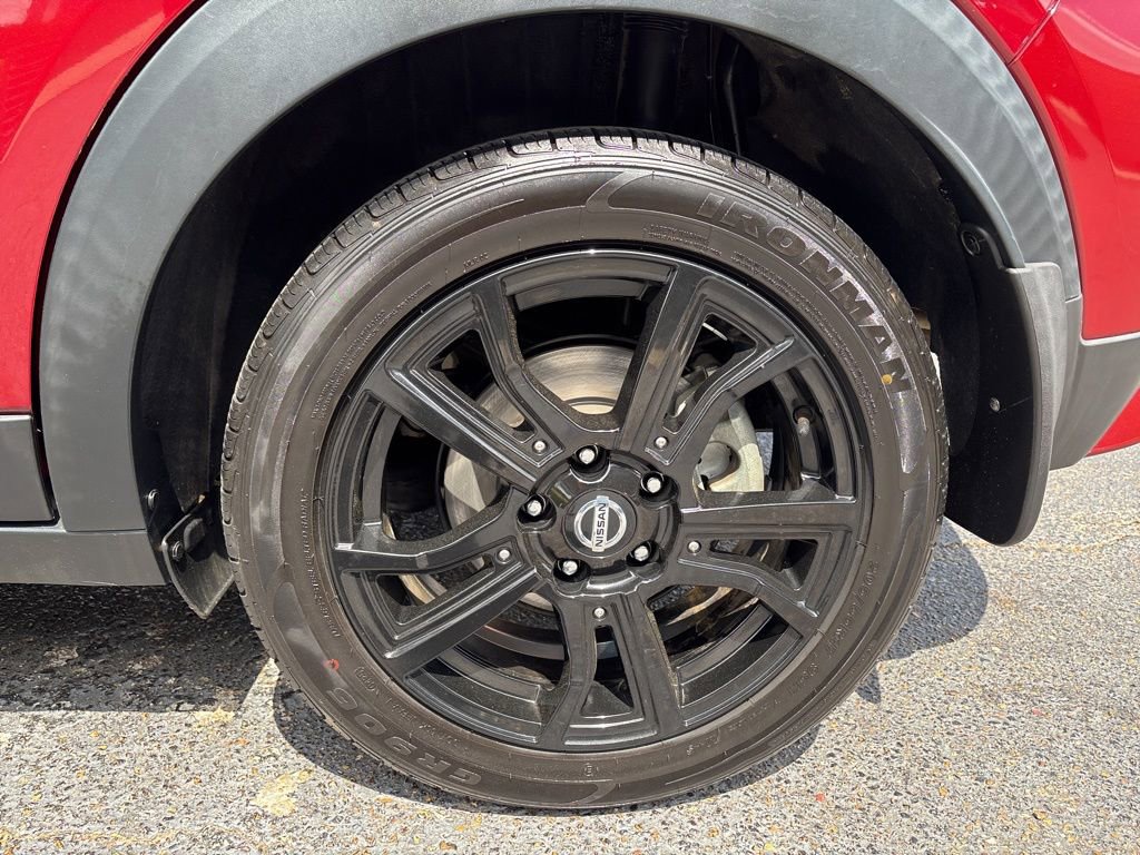 Used 2021 Nissan Kicks SR w/ SR Premium Package FWD image 25