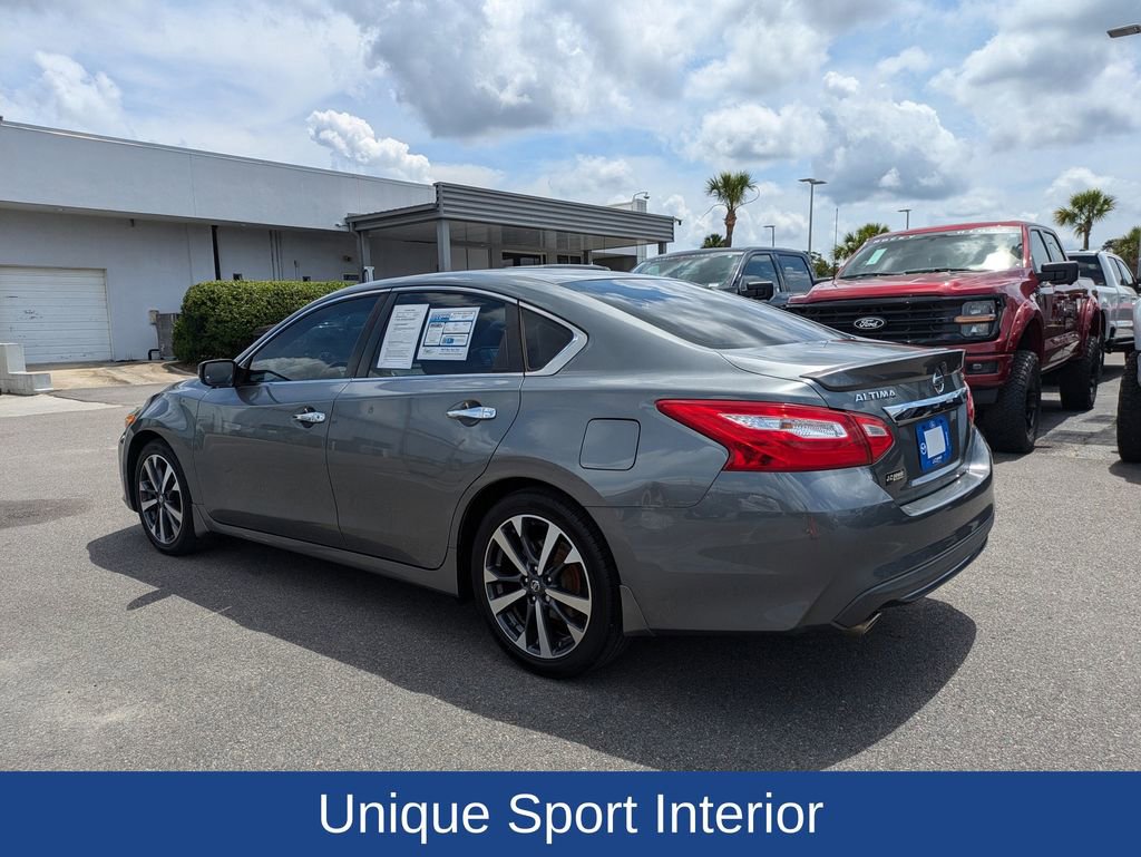 Used 2016 Nissan Altima 2.5 SR FWD image 6