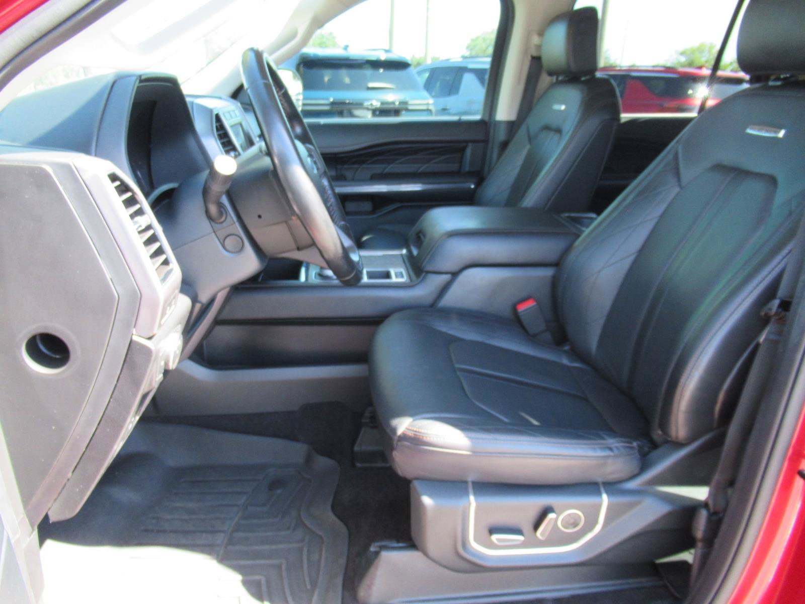 Used 2021 Ford Expedition Platinum RWD image 20