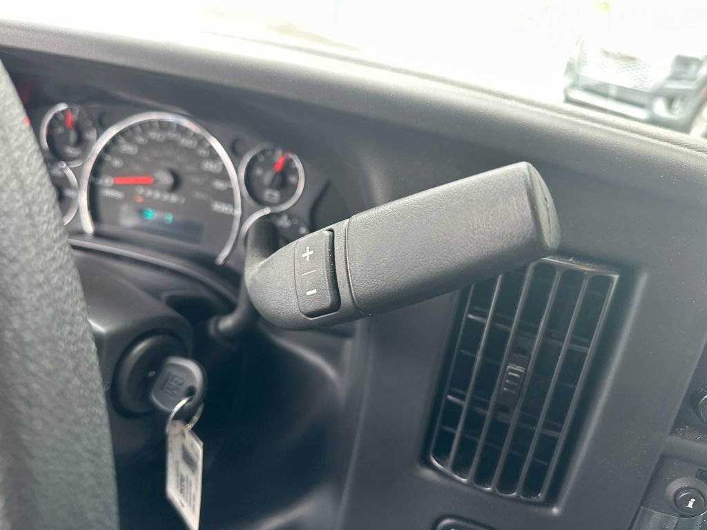 New 2025 Chevrolet Express 3500 Work Van w/ Power Convenience Package RWD image 24
