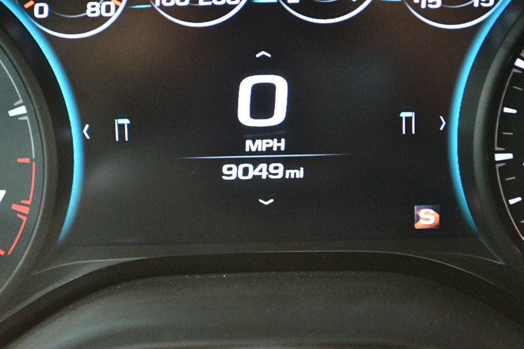 Used 2018 Chevrolet Camaro ZL1 RWD image 39