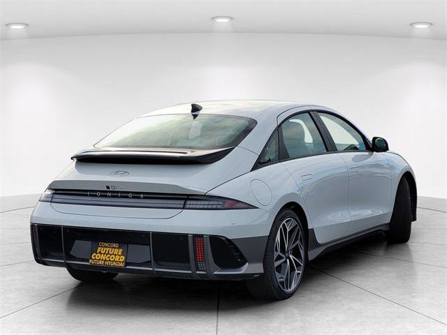 Used 2025 Hyundai Ioniq 6 SEL image 3