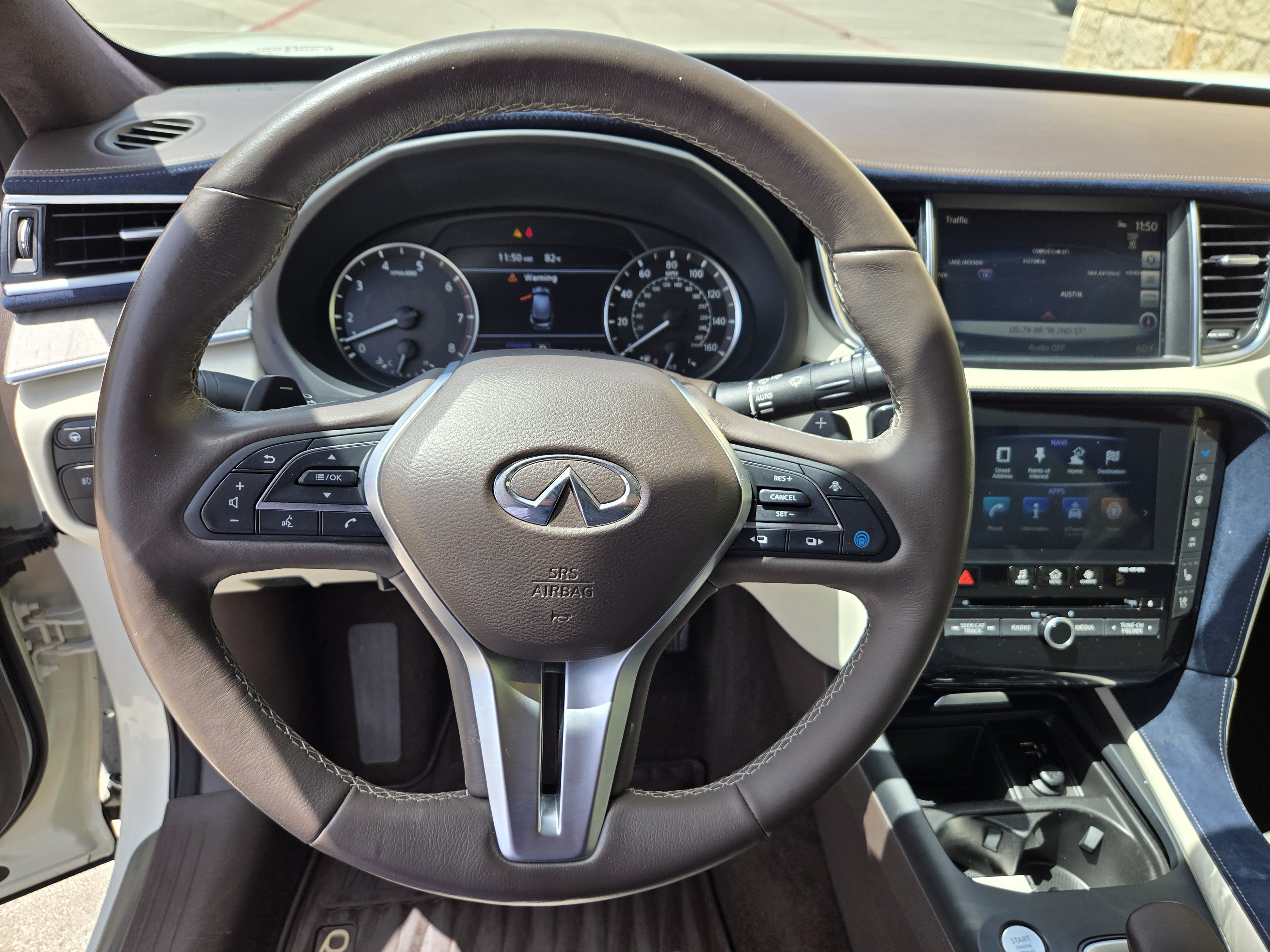 Used 2019 INFINITI QX50 Essential w/ Sensory Package AWD/4WD image 12