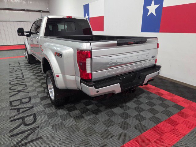 Used 2017 Ford F450 Platinum image 11