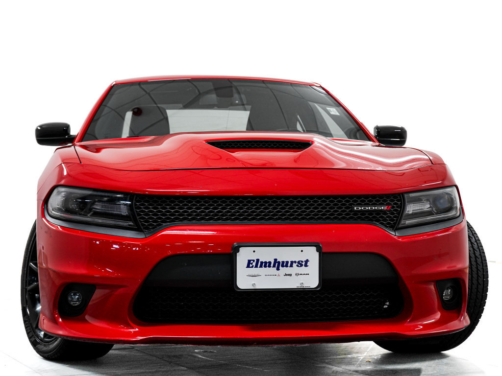 Certified 2018 Dodge Charger SXT Plus w/ Blacktop Package RWD image 3