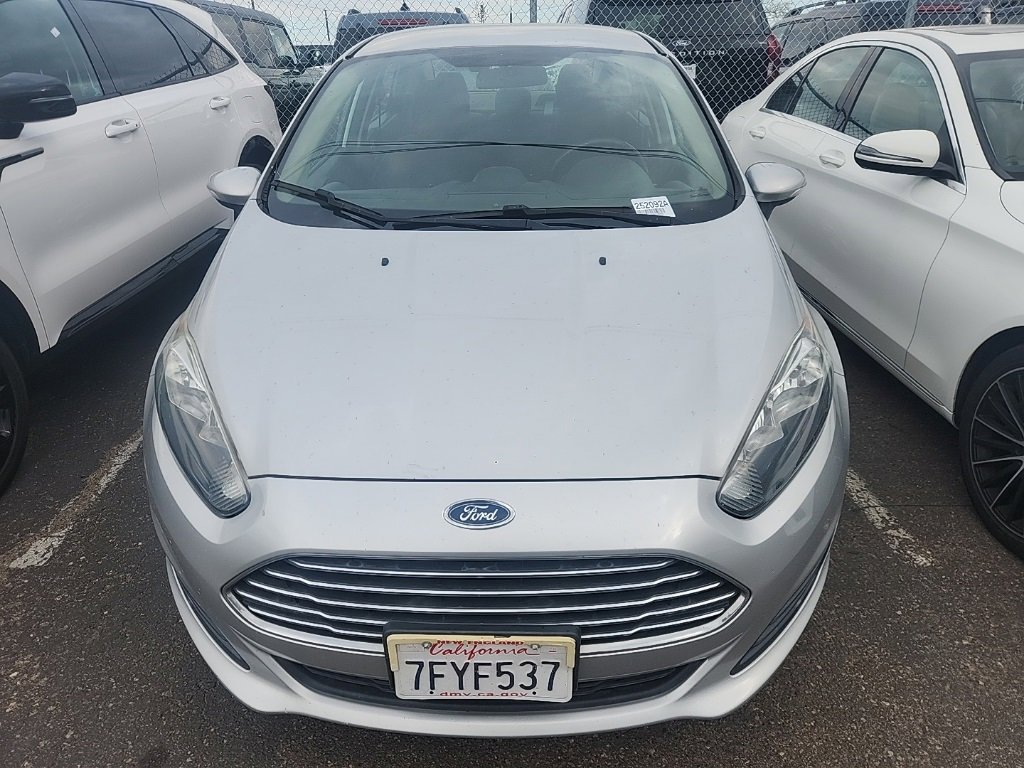 Used 2014 Ford Fiesta SE image 2